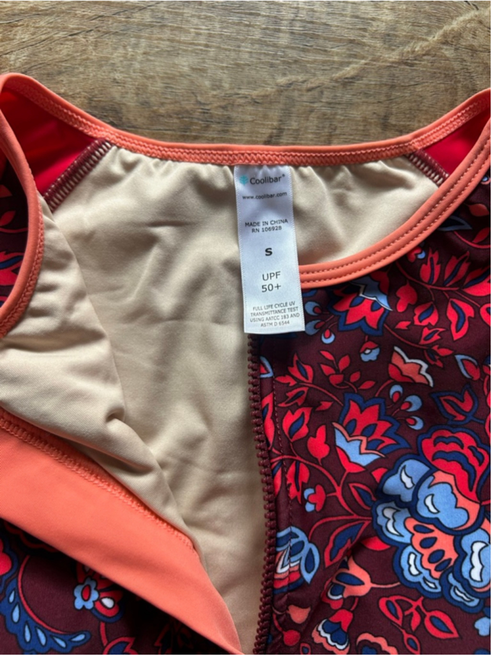 Coolibar Long Sleeve Floral Rash Guard Swimsuit S UPF 50+ - Picture 2 of 3